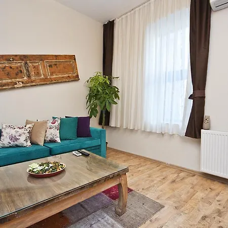 Apartament Cumbali 27 *