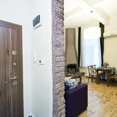 Cumbali 27 Apartament