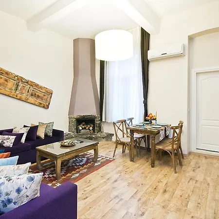 Apartament Cumbali 27 *